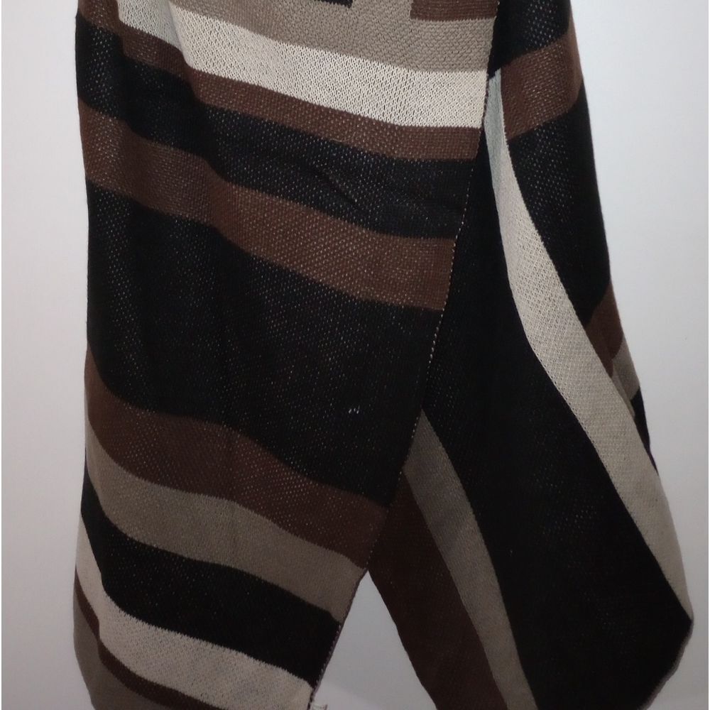 Cowlneck Reversible Multicolored Buttoned Shawl W… - image 5